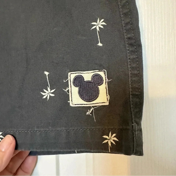Junk Food Mickey Mouse Mens Palm Tree Shorts - Picture 3 of 5